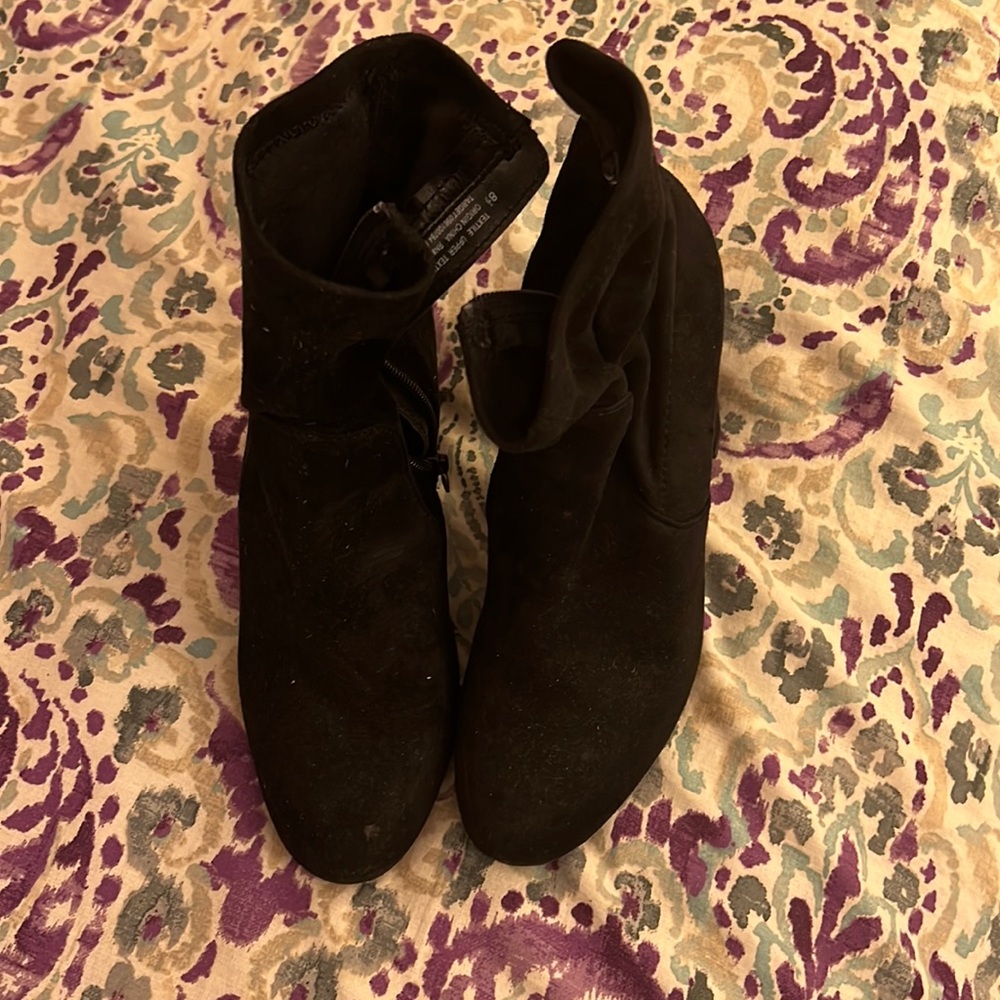 EUC A New Day Norma Zip Heeled Ankle Boot Size 8.5